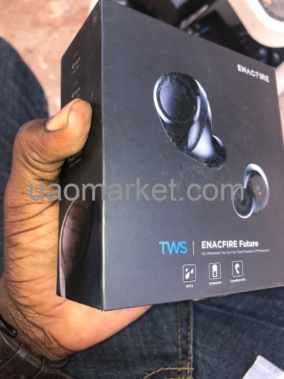 Enacfire future wireless Bluetooth earbud